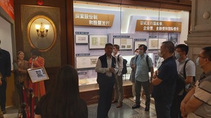 6-学员们参观中国证券博物馆（上海证券交易所）