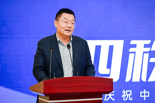 YR8_0146_3576171408-oi4094226309